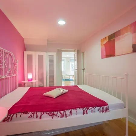 Guestready - Colorful 1br Apt - 15 Mins To Castelo De S Jorge Appartamento