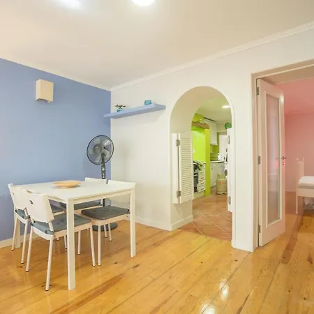 Apartamento Guestready - Colorful 1br Apt - 15 Mins To Castelo De S Jorge *